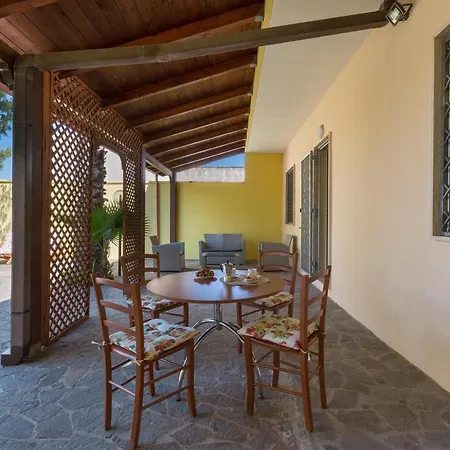Villino Girasoli By Barbarhouse Tatil Evi *